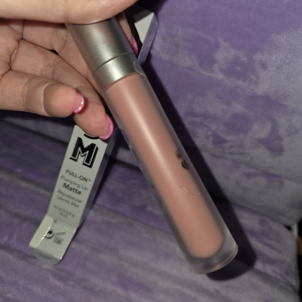 Buxom Full-On Plumping Lip Cream - Catching Rays.  New In Box - Picture 6 of 7